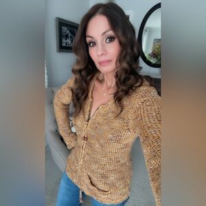 BCBGMaxAzria chunky knit, hooded cardigan sweater size medium